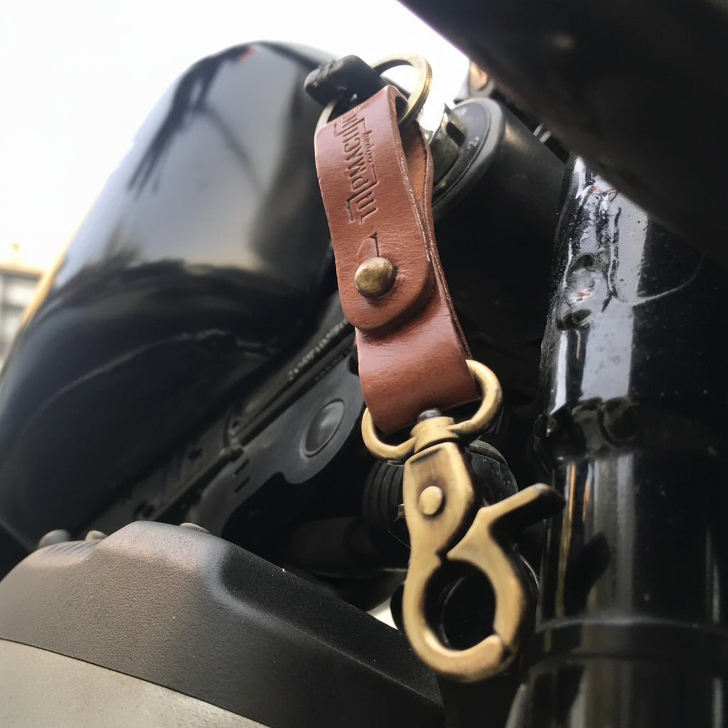 Porte-clés avec lanière en cuir - or antique