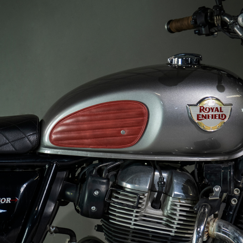 Tank Pad - Leather (Stripes)