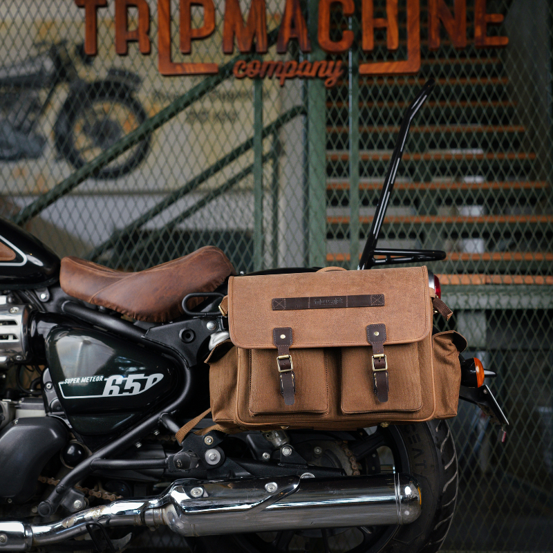 ボンネビル(2001-2016年モデル)用エクスペディションサドルバッグ