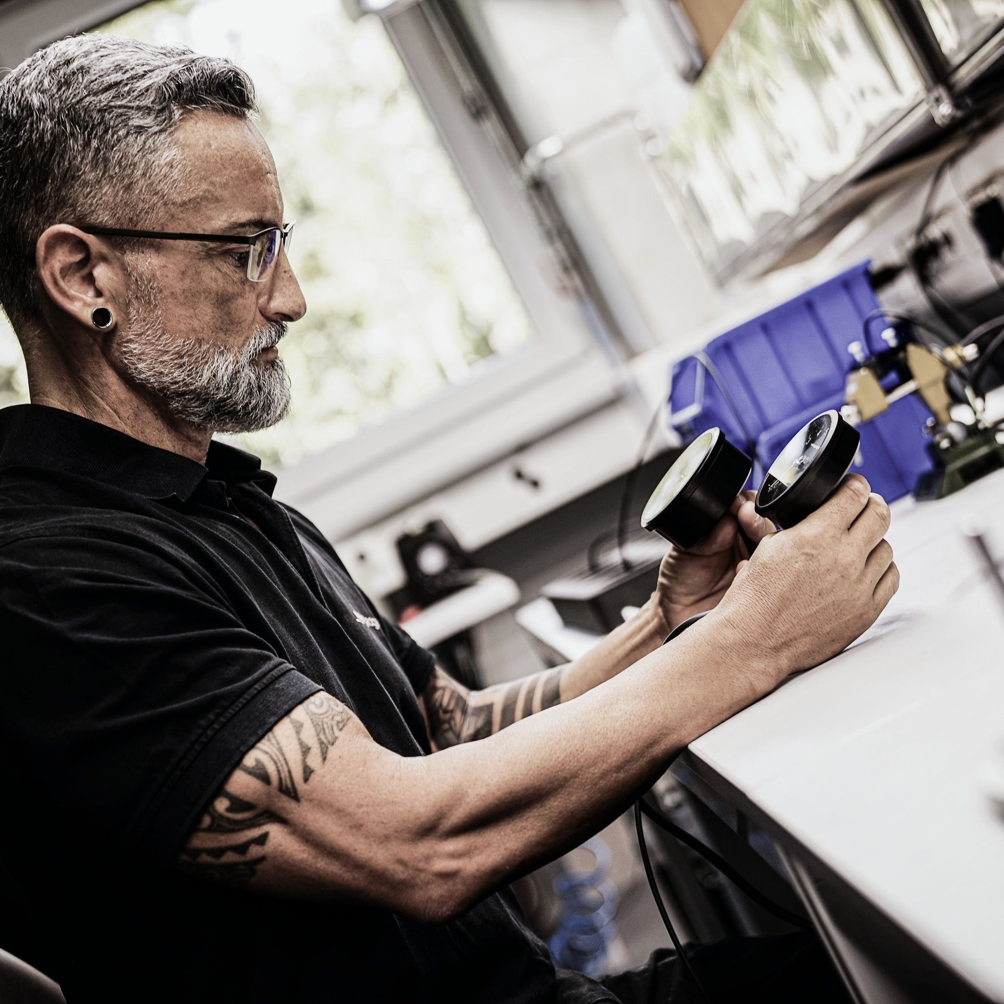 Précision, passion et art de la moto