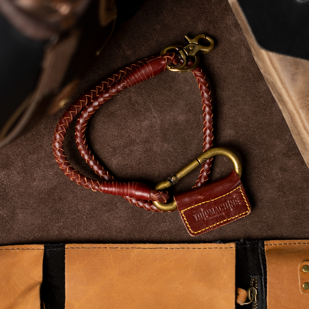 革製キーホルダー（編み込み）