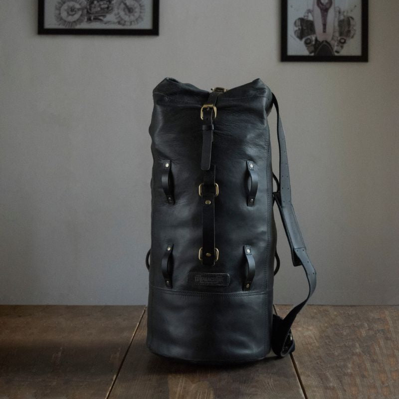 ミリタリーダッフルバッグ