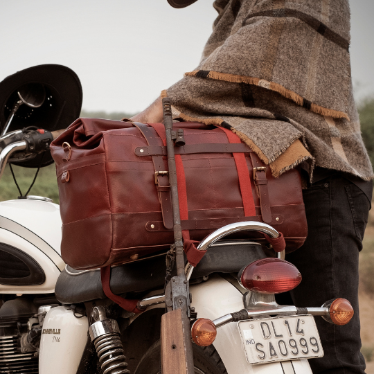 Buff Leather Outlaw Duffel Bag Classic