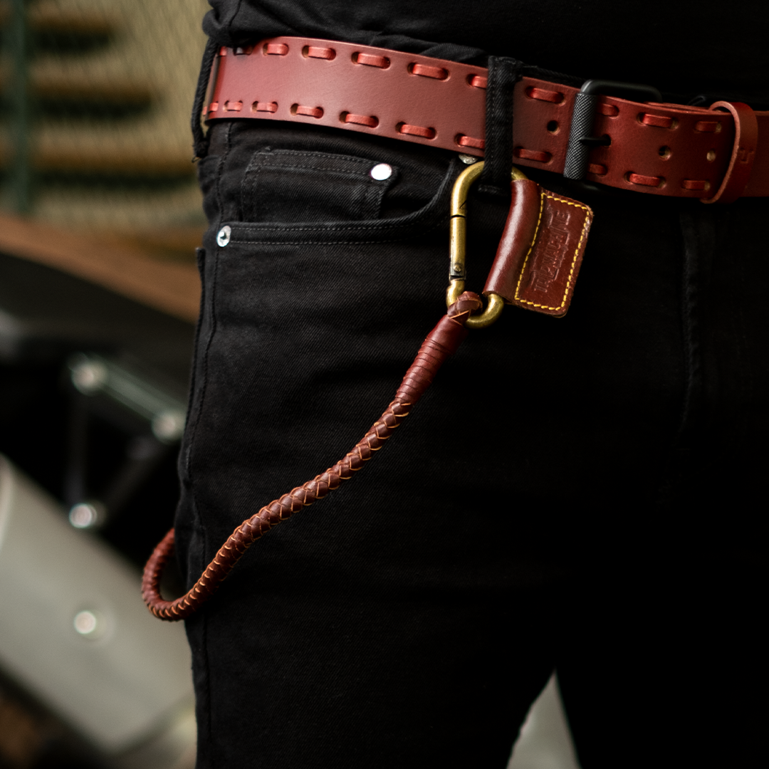 Leather keychain (braided)