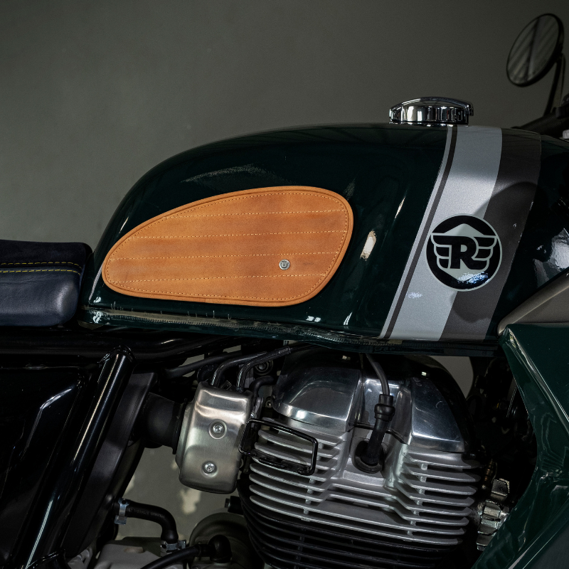 Tank Pad - Leather (Stripes)