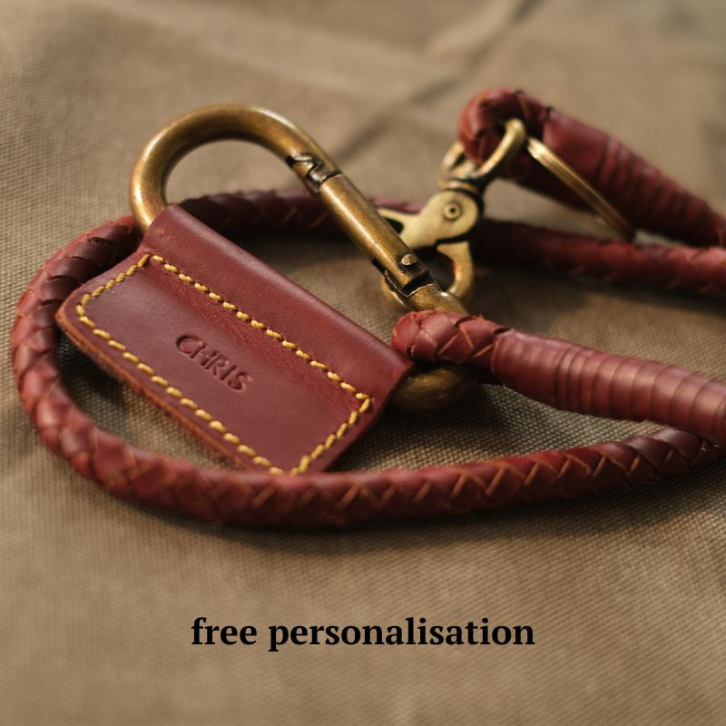 Leather keychain (braided)