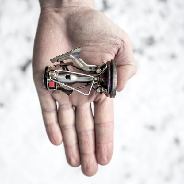 Amicus-hand-1-square_grande.
