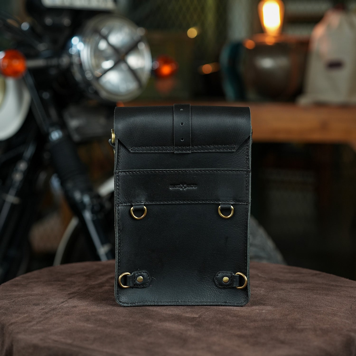 Moto sling bag