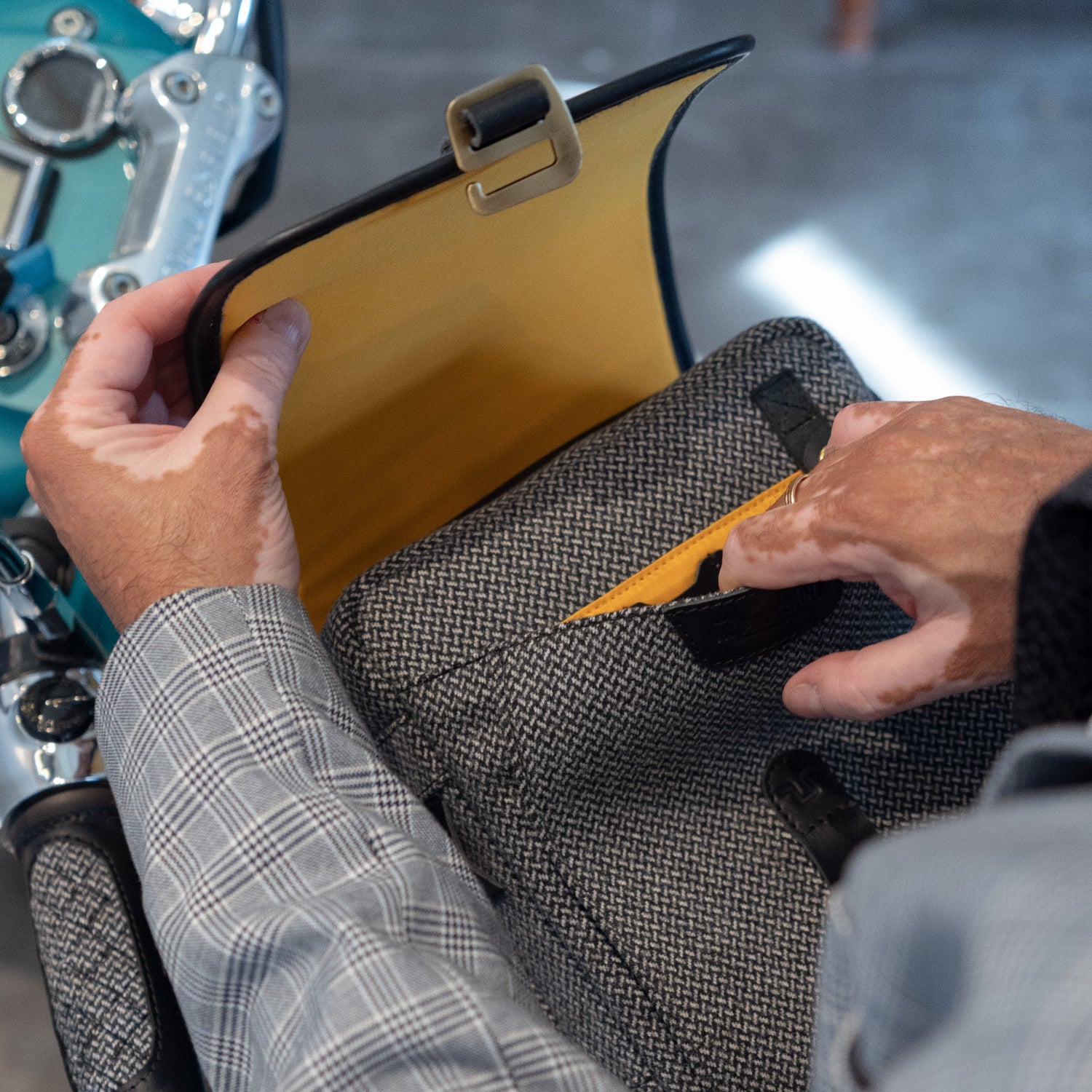 Cartographer Tank Bag (DGR Edition)