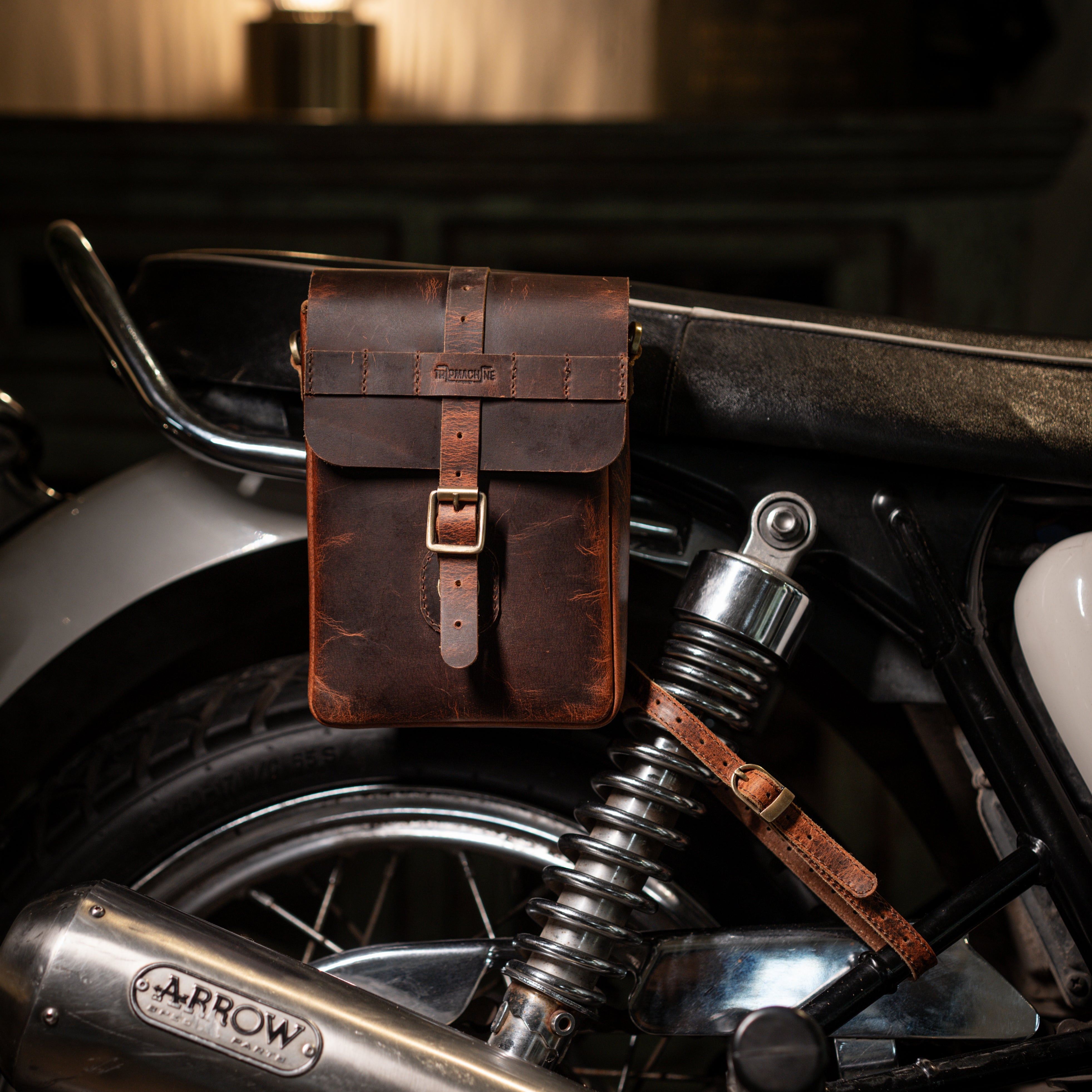 Moto sling bag