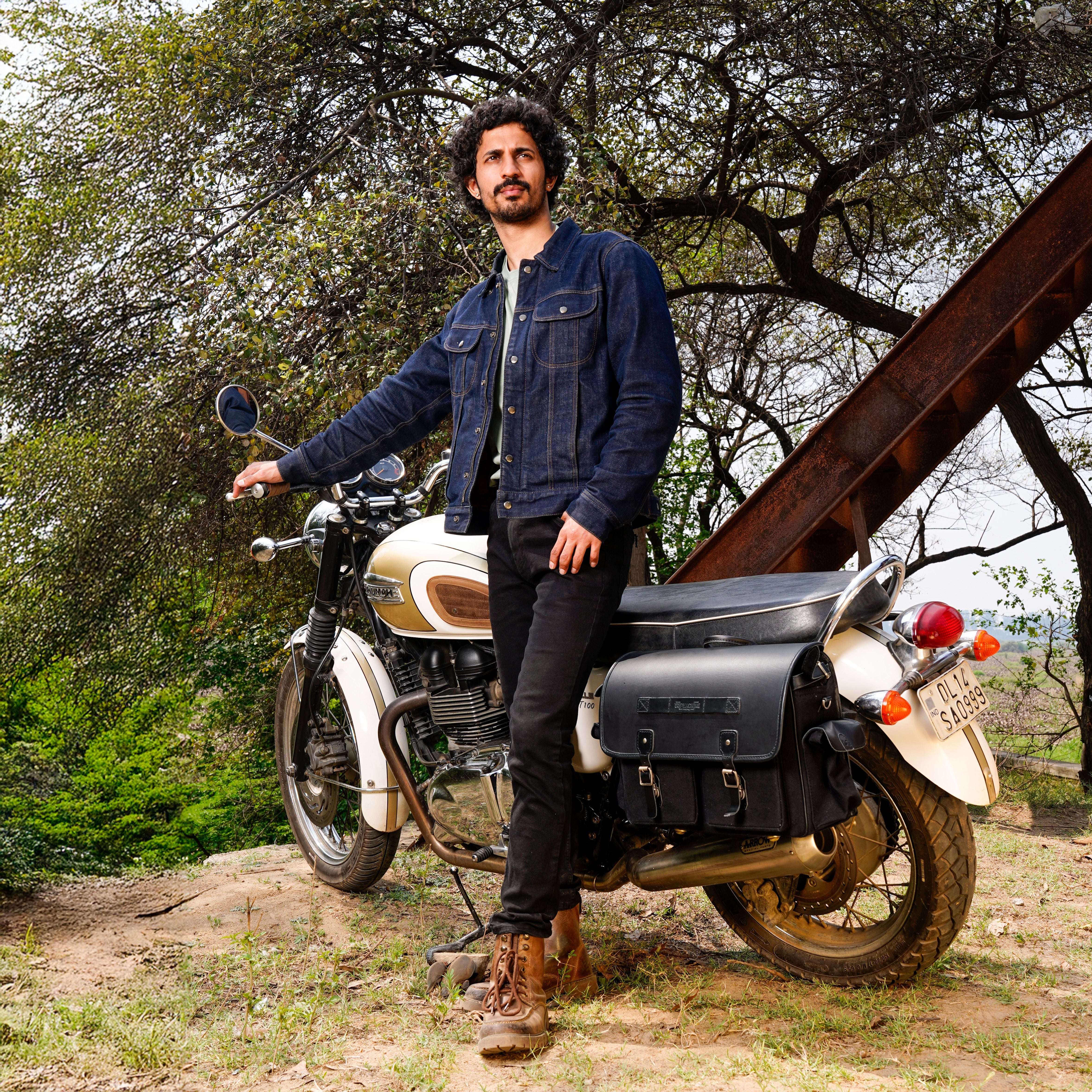 トライアンフ・ボンネビル（2016年～現在）用サドルバッグ