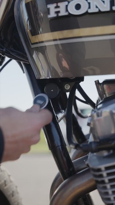 mo.unit blue Bluetooth motorcycle control | motogadget