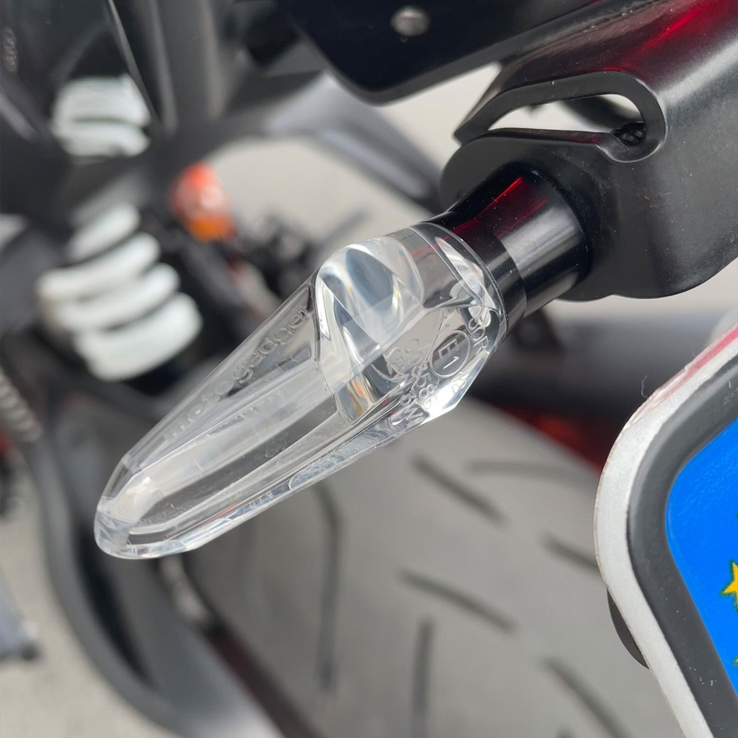 モトガジェット　ブレイズアイス　LEDウィンカー　2個セット モトガジェット ブレイズアイス LEDウィンカー 2個セット Amazon